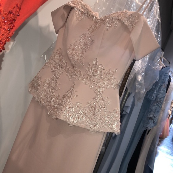 Beautiful soft blush pink Bardot - Picture 2 of 4